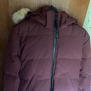 Canada Goose Women's Mystique Parka